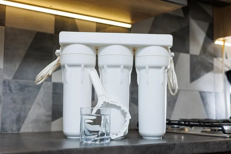 under sink water filter